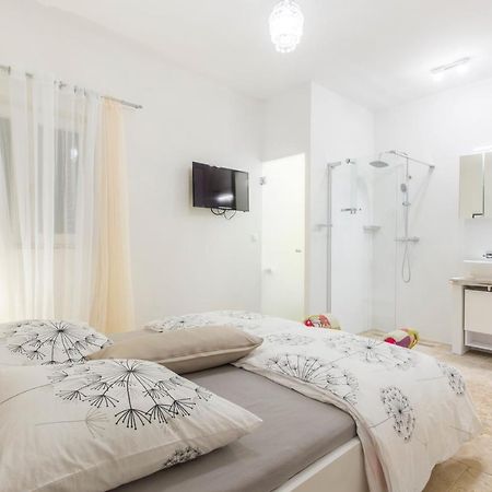 Apartmán Dalmata Lounge Starigrad Paklenica Exteriér fotografie