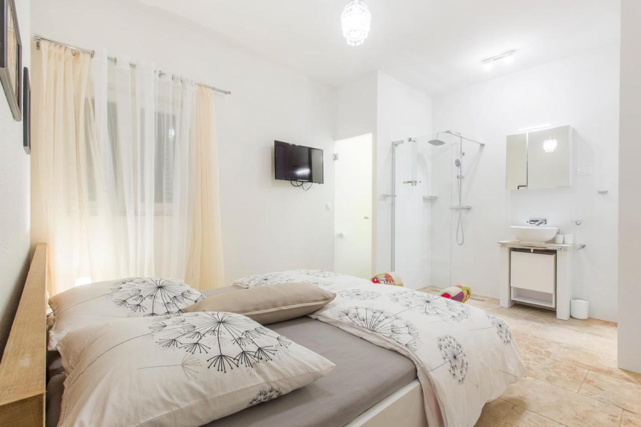 Apartmán Dalmata Lounge Starigrad Paklenica Exteriér fotografie