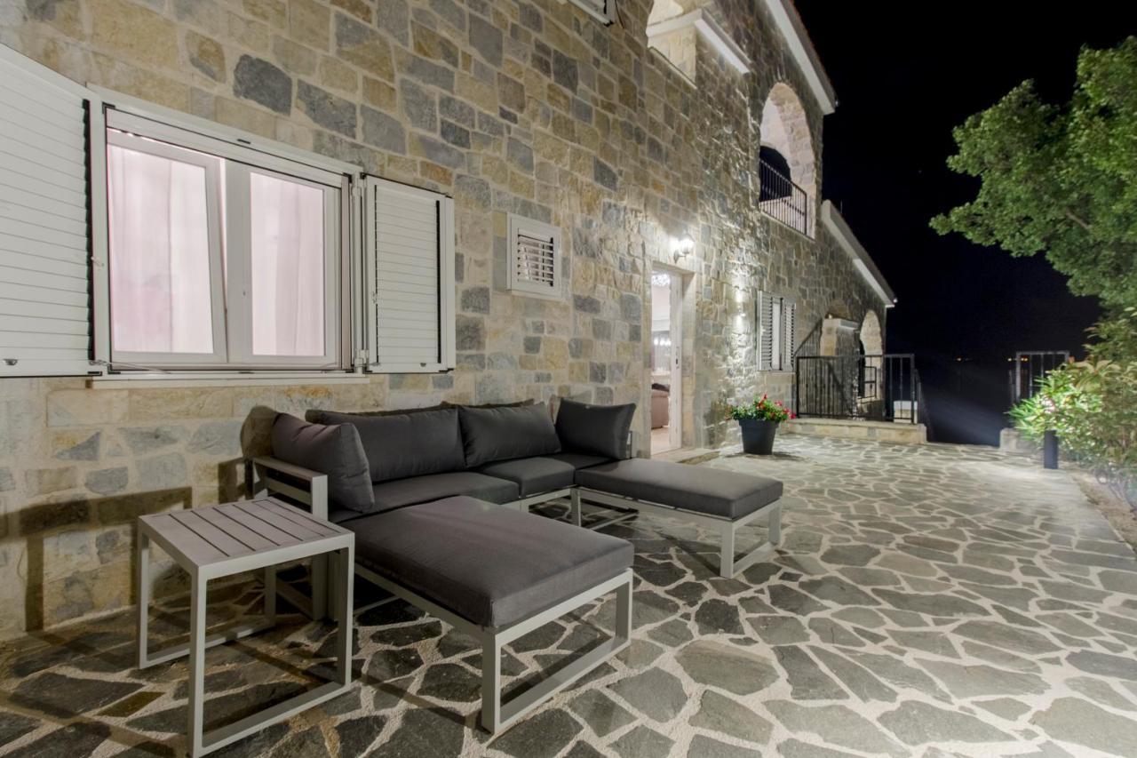 Apartmán Dalmata Lounge Starigrad Paklenica Exteriér fotografie