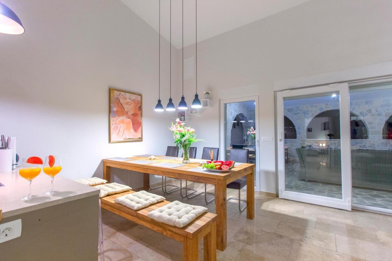 Apartmán Dalmata Lounge Starigrad Paklenica Exteriér fotografie