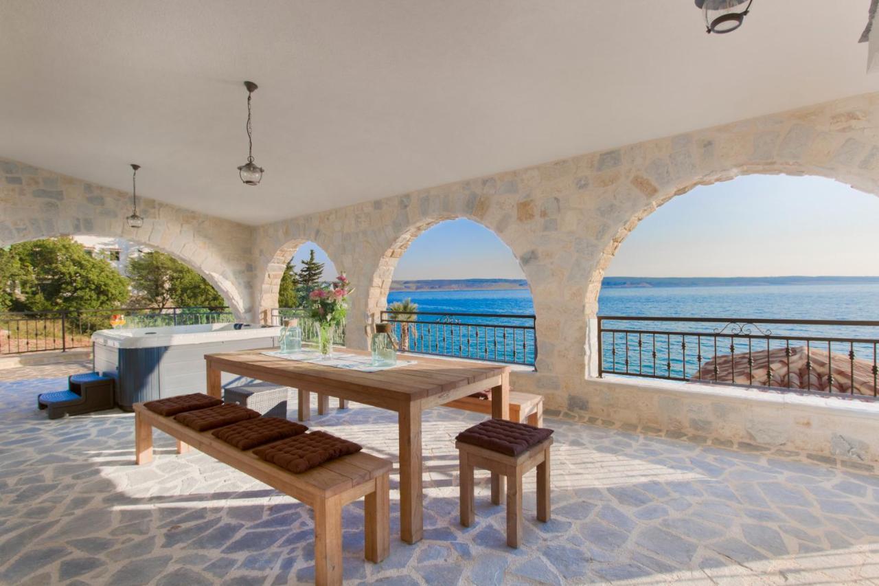 Apartmán Dalmata Lounge Starigrad Paklenica Exteriér fotografie